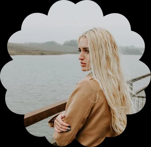 Renée chat interface